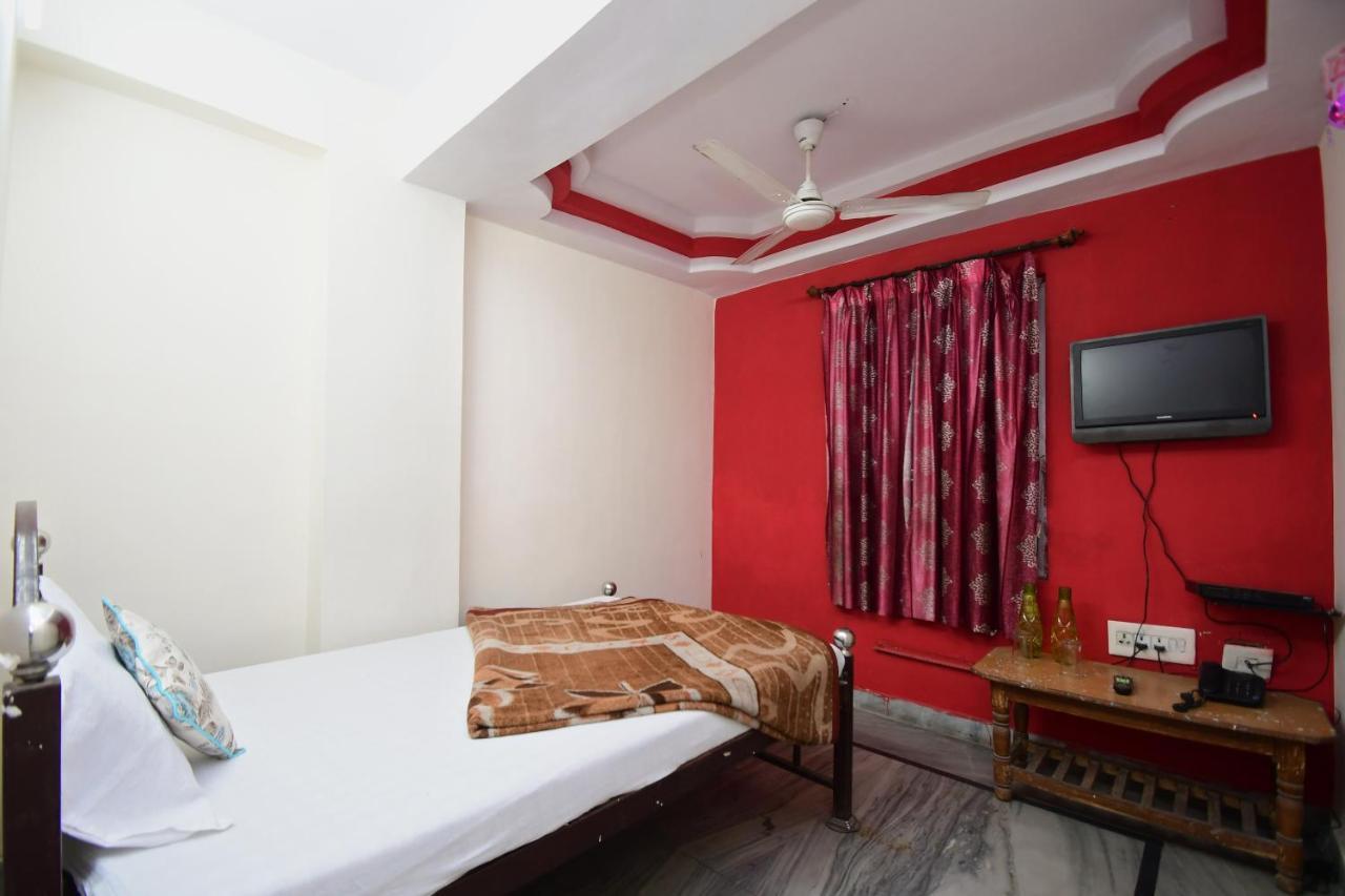 Hotel New India Guest House Jaipur Exterior photo